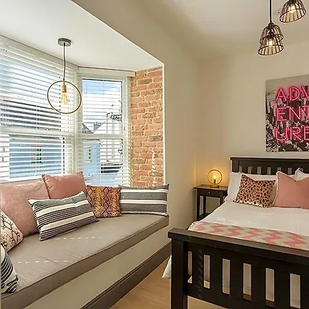 Macs Townhouse Dungarvan Szálloda 4*