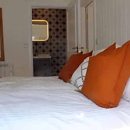 Macs Townhouse Dungarvan Szálloda
