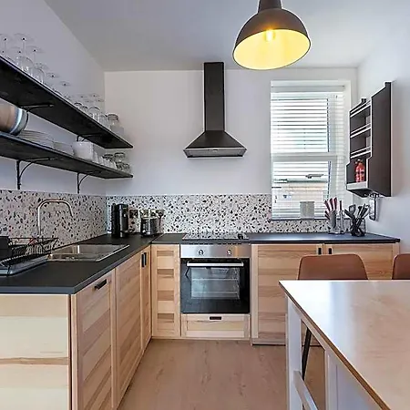 Macs Townhouse Dungarvan Szálloda
