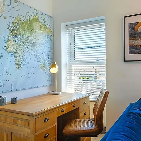 Macs Townhouse Dungarvan Szálloda 4*