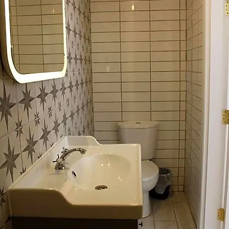 Macs Townhouse Dungarvan Ξενοδοχείο Γουότερφορντ